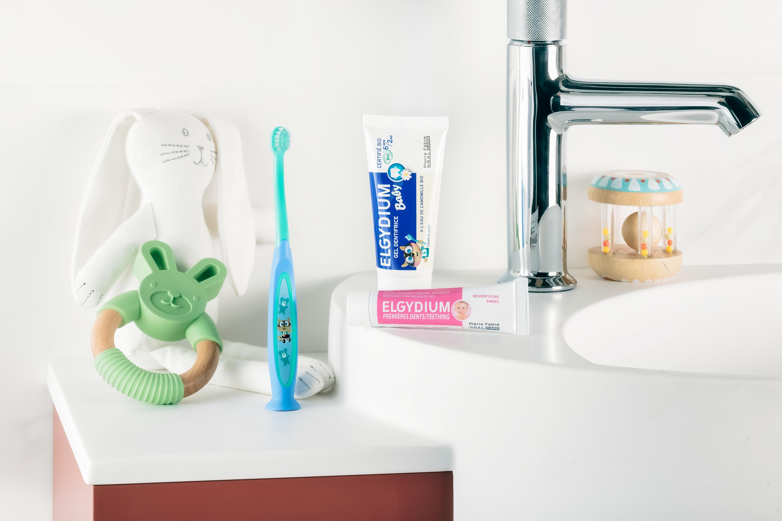ELGYDIUM Baby 0/2 ans brosse à dents bébé